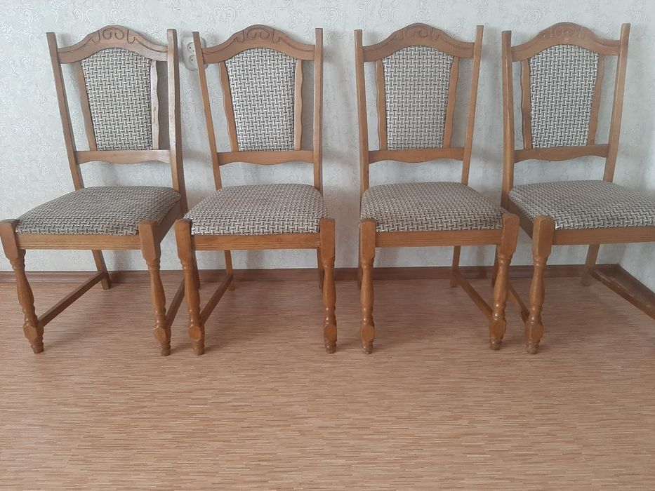 Продам стулья 4 шт.