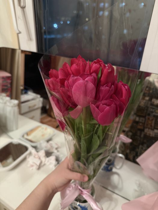 Букет цветы тюльпан