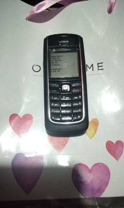Продаю Nokia 6020