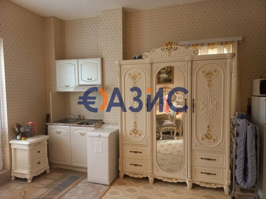 Продава се Едностаен апартамент в к.к. Елените - 50 кв.м за 934 €/кв.м - Снимка #8