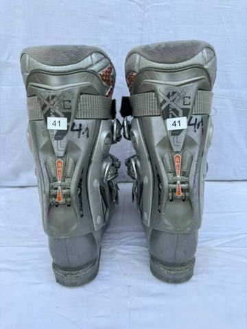 Clapari ski schi carve Lowa XC Extreme marime EUR:41 Mondo:26.5 Flex:70 last:103