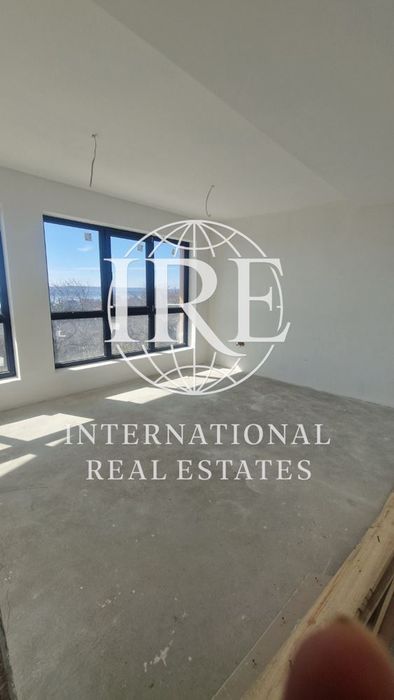 Продава се Къща в Варна, м-т Акчелар - 430 кв.м за 1745 €/кв.м - Снимка #3