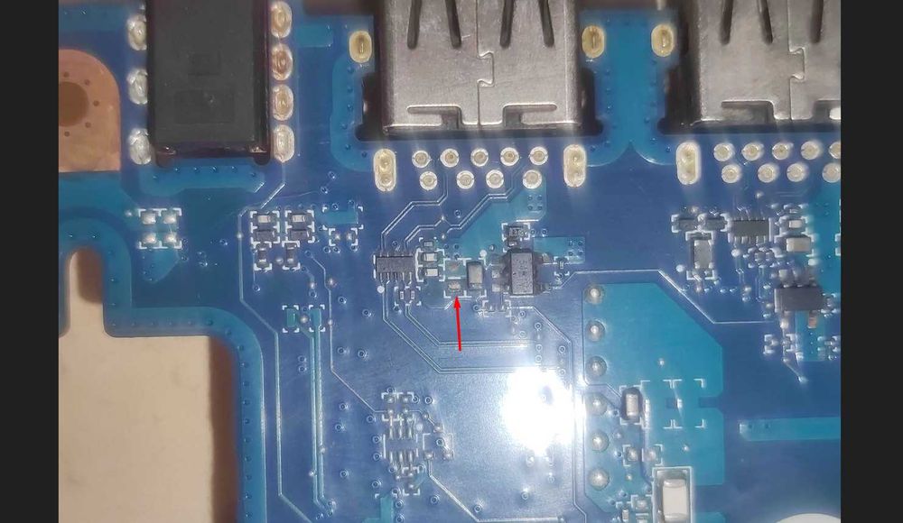 Продам материнскую плату  ASUS FX504G