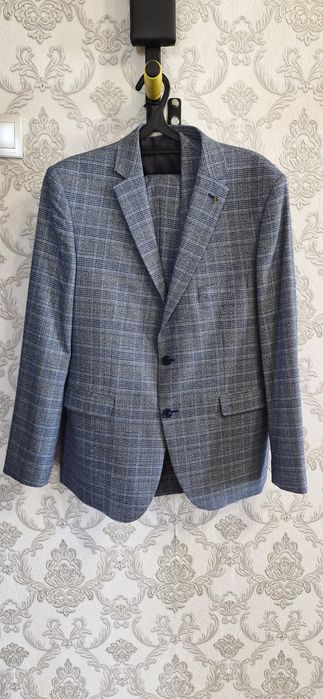 Продам мужскую тройку