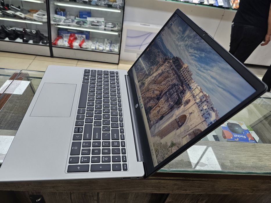 HP Ryzen 5 для IT, Corel, Traiding итд.