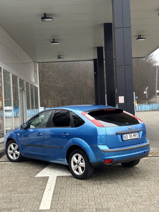 Ford focus 1.6 benzina