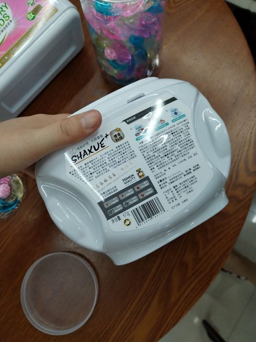 Frensis Di Porno yulduzi