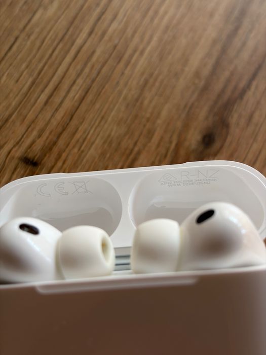 Apple AirPods Pro 3 - Garanție 1 An - Super Preț