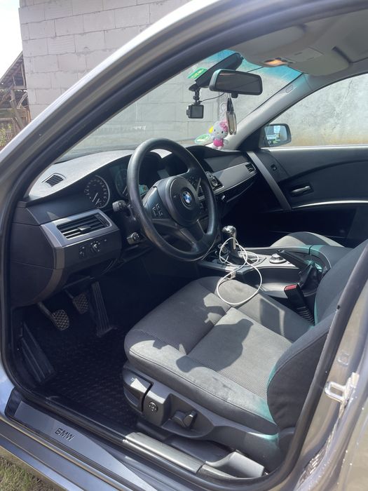 BMW E60 525d 177 CP • Xenon • Navi • Fără rugină • Întreținută