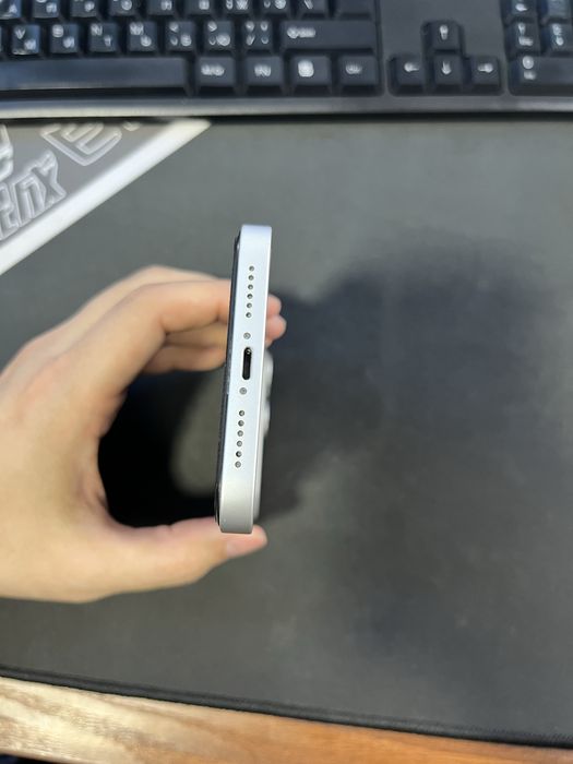 iphone 11 / 64gb korobkali