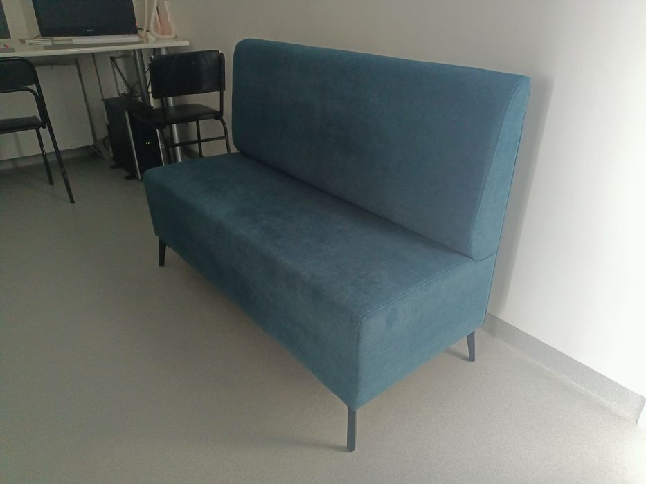 Диваны для кафе.офиса