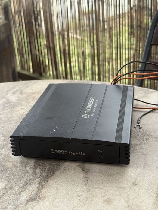 Amplificator auto compact Pioneer