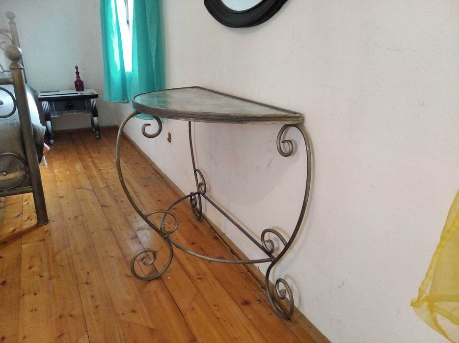 Столове, спалня, тоалетка ковано желязо