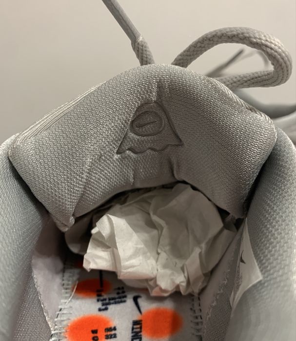 nike mind 002 noi ne folositi ii vand din cauza ca sunt mici