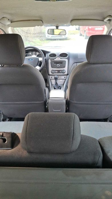 Vând Ford focus MK2 1.6 tdci 90cv 2010