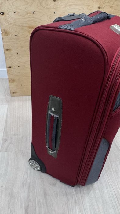 Чемодан продам за 10000 бу