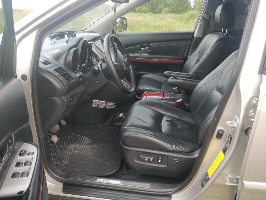 Продам Lexus RX350