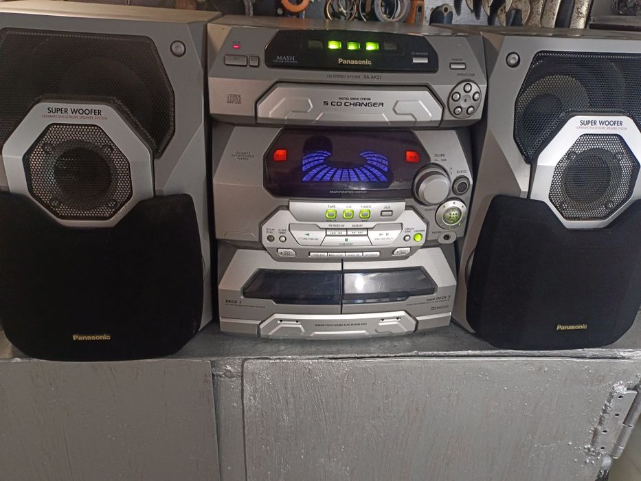 Музыкальный центр