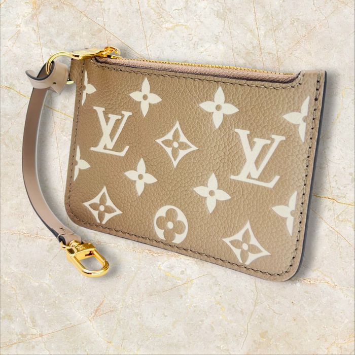 Louis Vuitton портмоне за стотинки от чанта