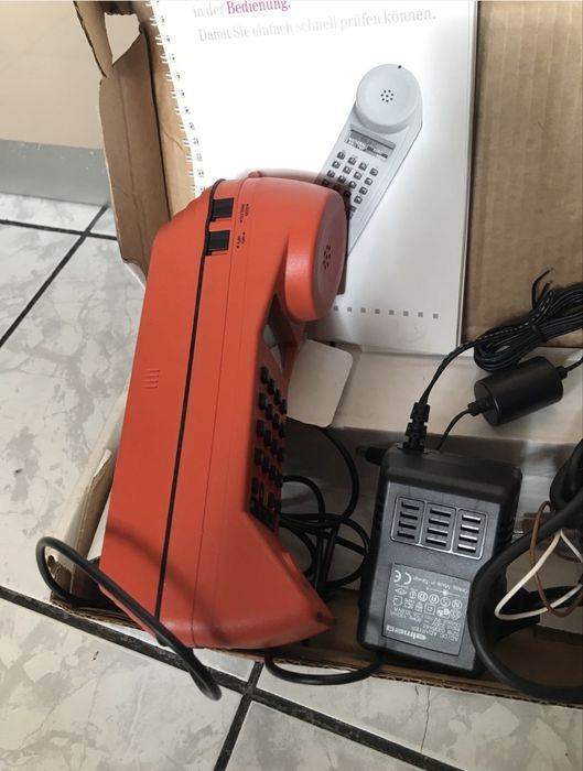 Telefon fix vechi din anii 90