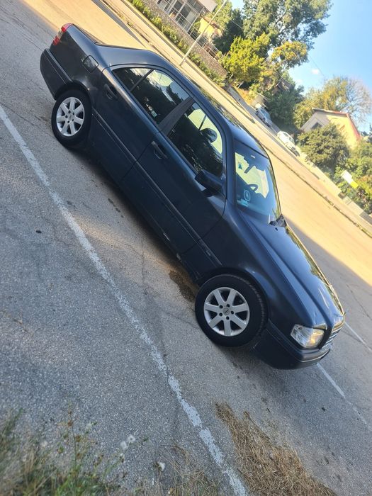 Mercedes Benz C 180