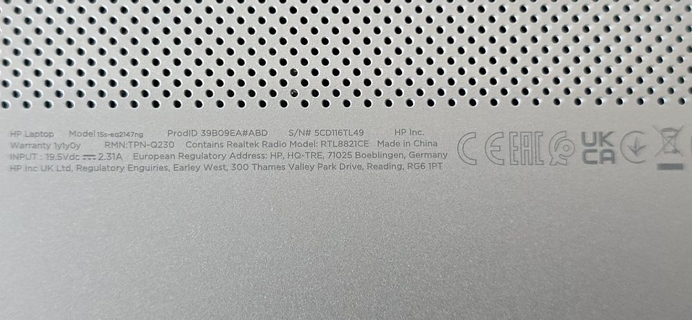 Лаптоп HP 15s, 15 инч, Ryzen 5500U, 16GB DDR4, 256GB