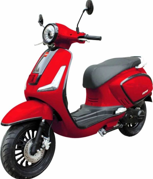 Inchiriere scuter/moped