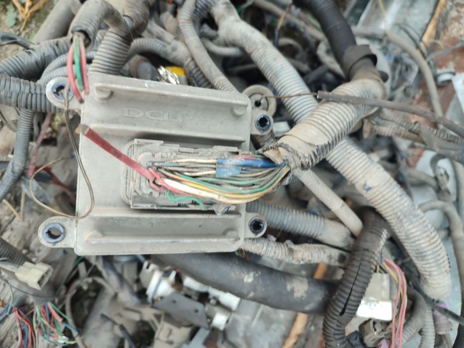 Запчасти на FAW V-70