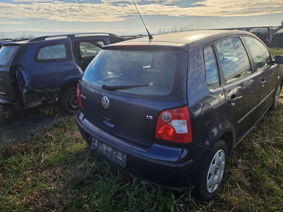 Haion/portbagaj Volkswagen POLO 9N 2004