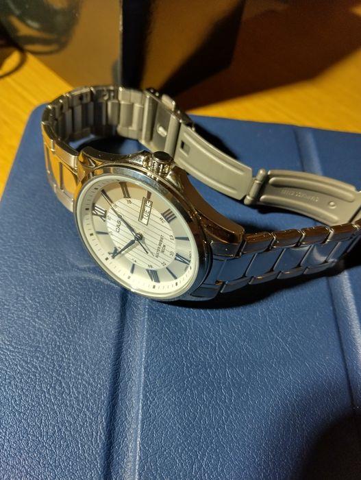 Vând ceas Casio ca nou