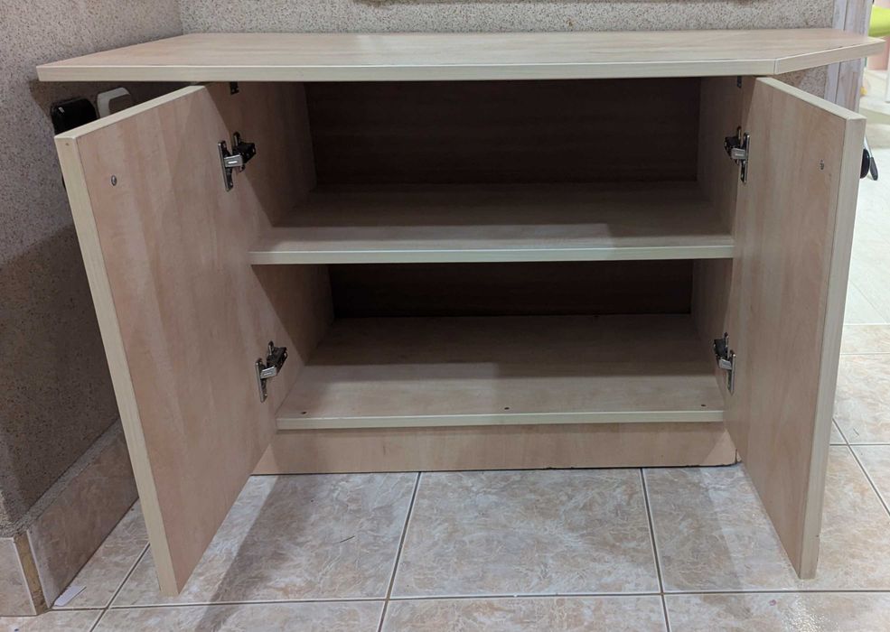 Шкаф / скрин за антре