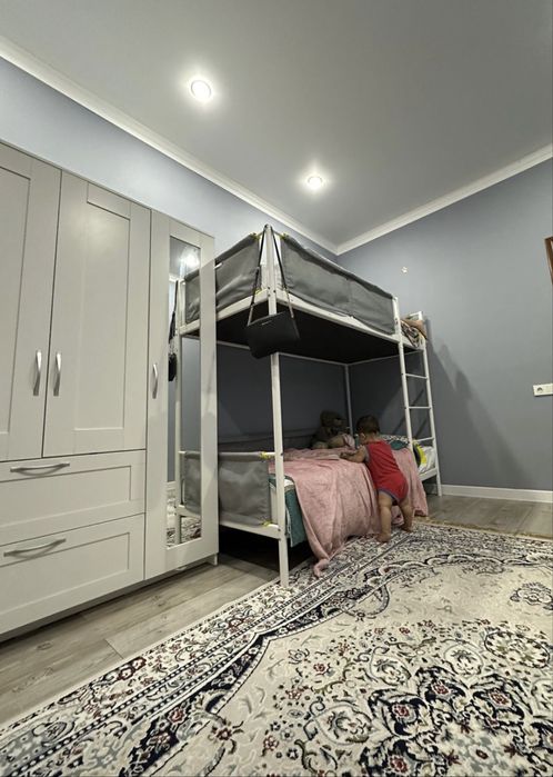 Продам кровать двухъярусная IKEA