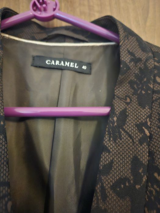 Costum: Sacou + Fusta marimea 40 Caramel