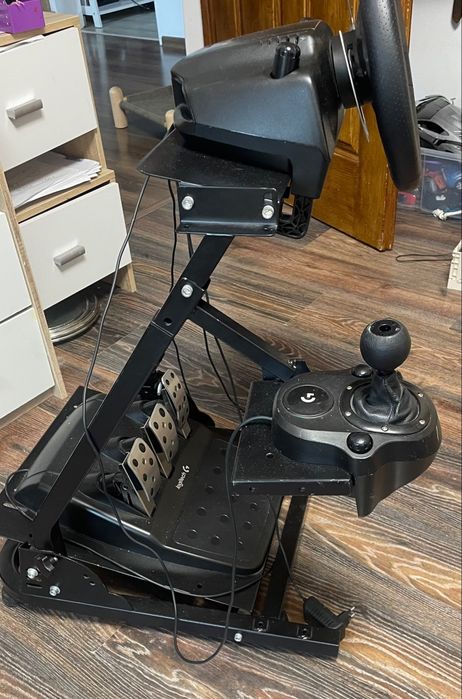 Volan Logitech sistem simulator joc