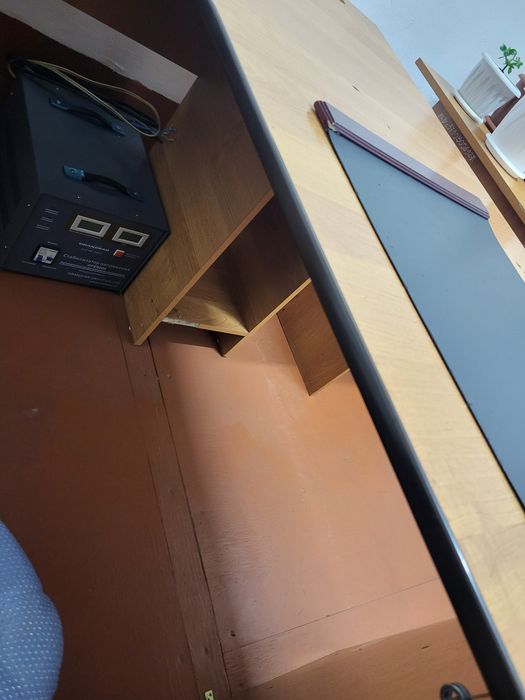 Офисной стол  с приставкой комп