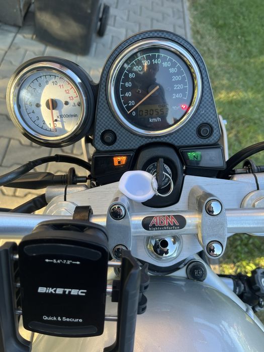 Suzuki sv 650 (2000) pregatit pentru A2