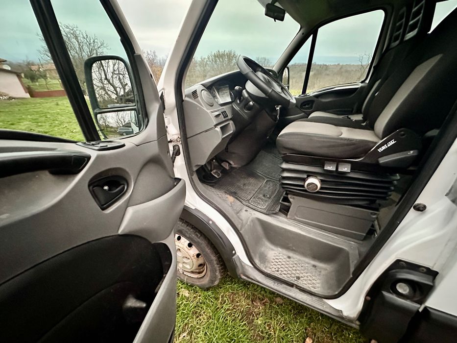 Iveco Daily 2009 климатик, круиз контрол