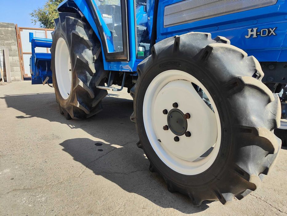 Японский трактор Iseki TU337
