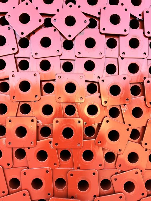 Popi metalici constructii, stalpi telescopici, schele metalice