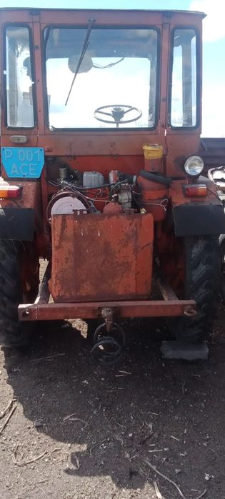 Продам трактор Т16