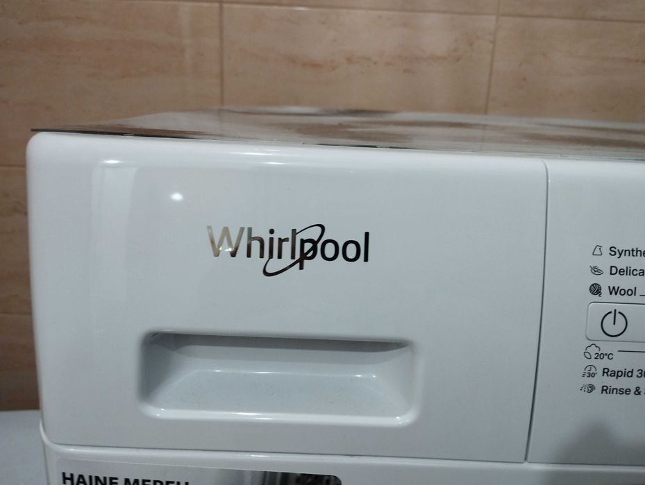 Vând mașină de spălat Whirlpool 8 kg
