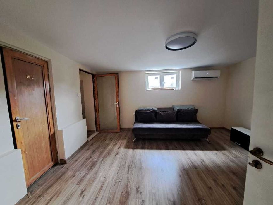 под наем 2-стаен в Сухата река