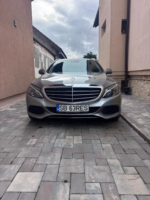 Mercedes-Benz C200