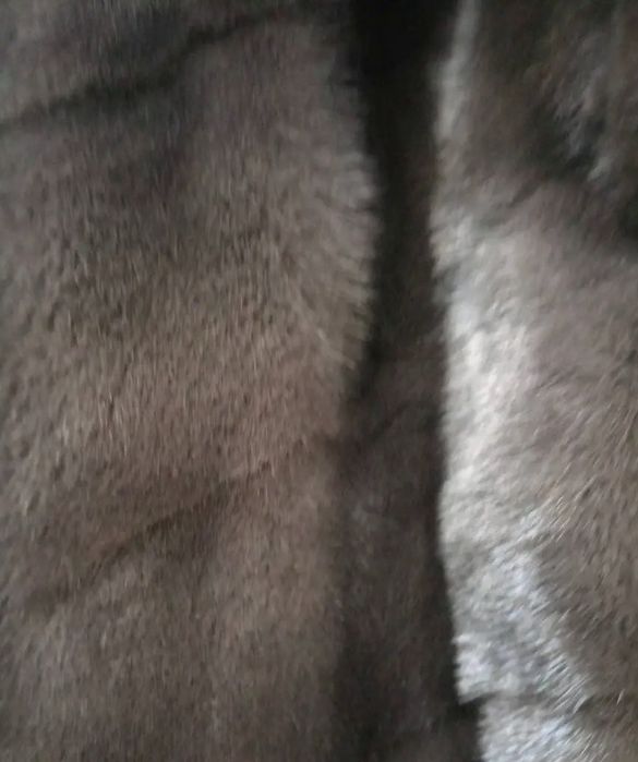 Норкавая шуба 52 размер.