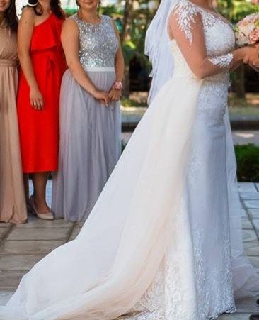 Булчинска рокля