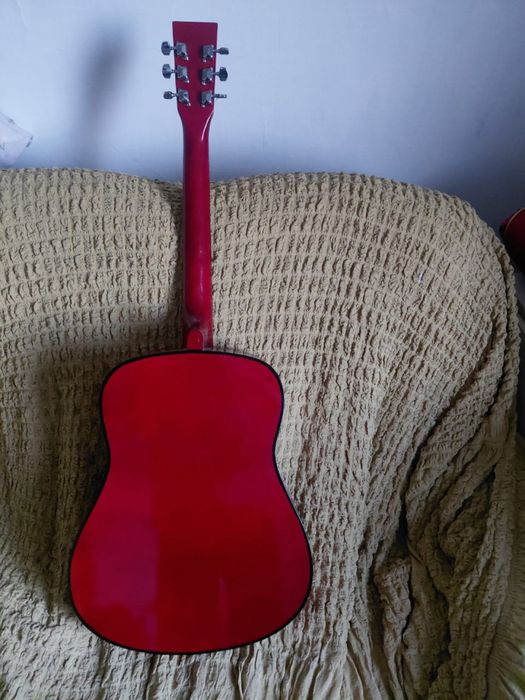 Гитара акустика 40к