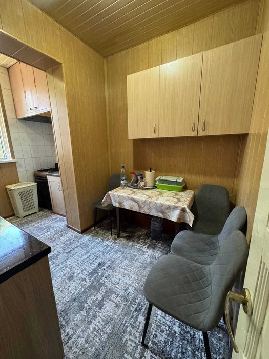 Продается 3-комнатная квартира, Юнусабад 13 квартал, 2 этаж, не торец