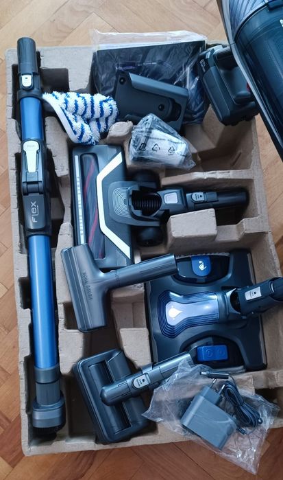 Vand aspirator vertical fără fir  Rowenta Force Flex 8.60