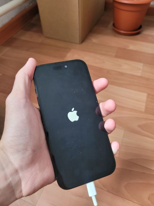 Продам Iphone 14 Pro