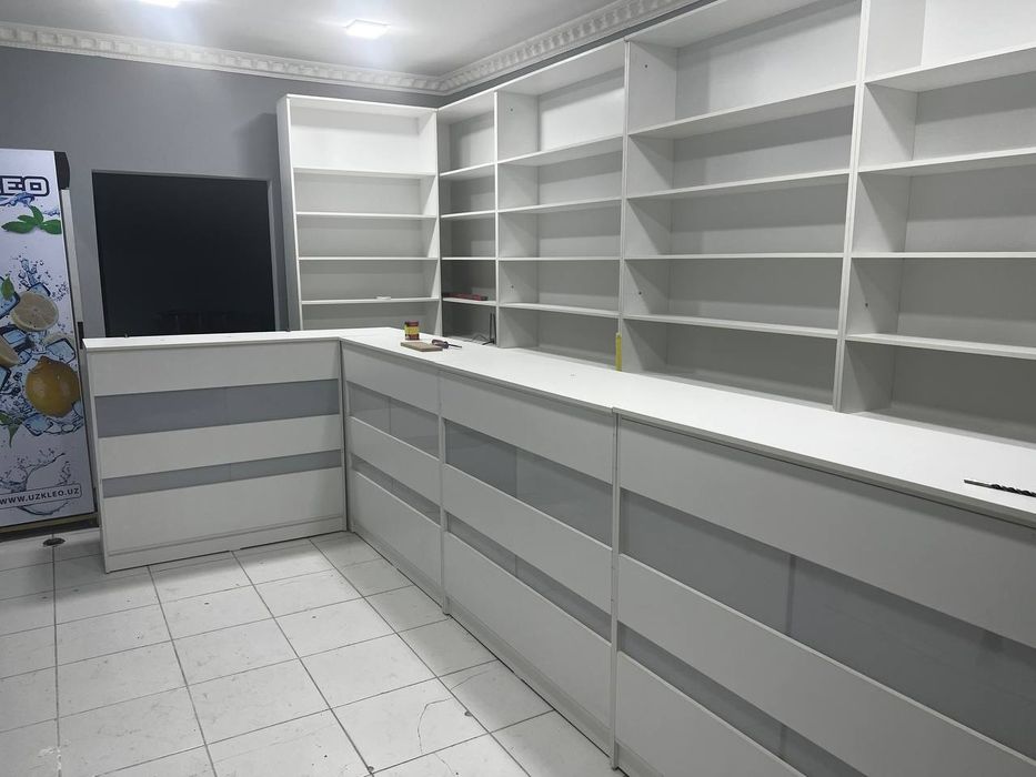 Мебель, для магазинов и аптеки